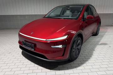 Used Tesla Model Y 2025 Rear-Wheel-Drive Version