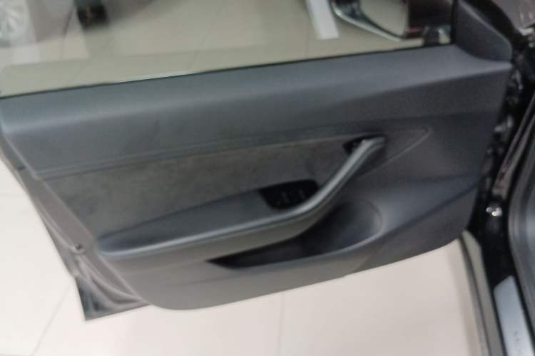 Used Tesla Model 3 2020 Standard Range Rear-Wheel Drive Upgraded Version
