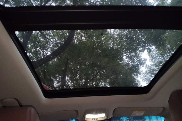 Used Buick GL6 2018 18T 6-Seater Prestige Model