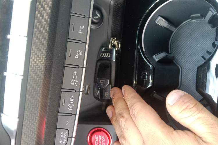 Used Audi A4L 2022 40 TFSI quattro RS Performance Package
