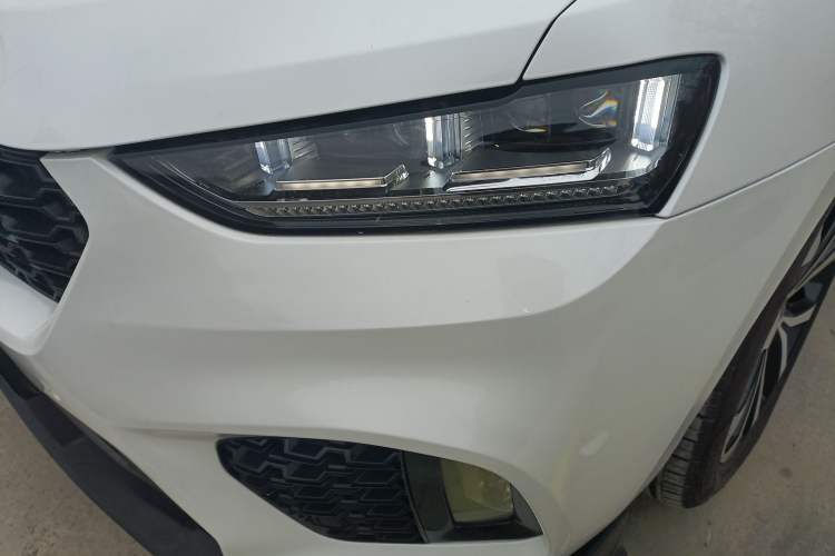 Used Wey VV7 2017 2.0T Ultra-Luxury Version
