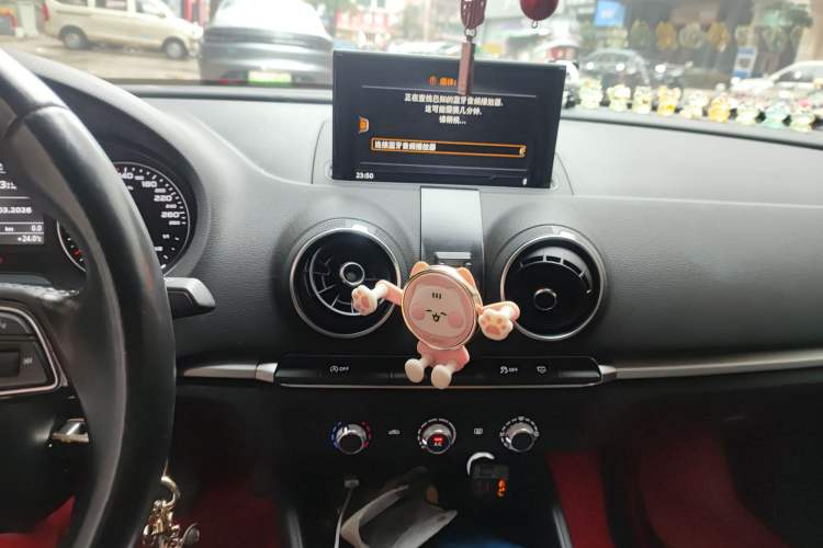 Used Audi A3 2018 30th Anniversary Edition Limousine 35 TFSI Ambition Model
