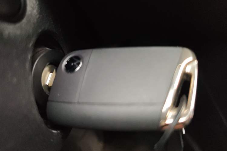 Used Volkswagen Lavida 2021 1.5L Automatic Comfort Edition
