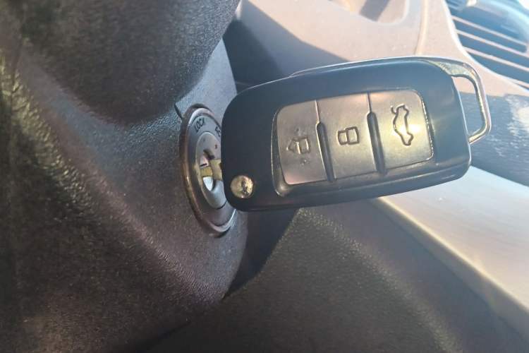 Used Geely Auto Vision 2017 1.5L Manual Happiness Edition
