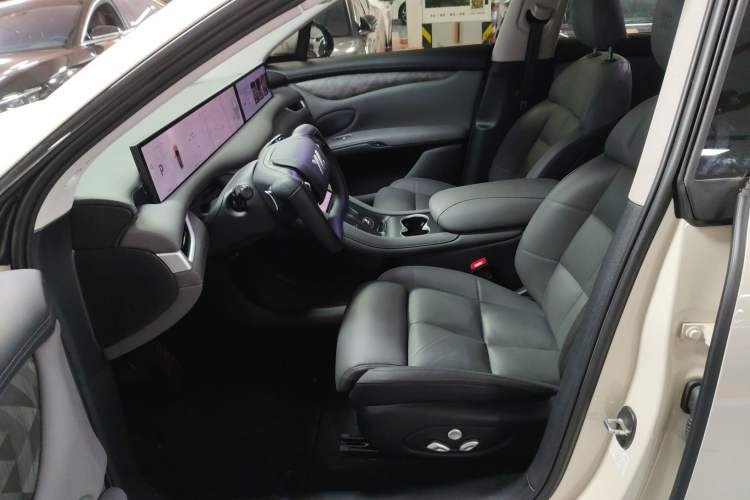 Used  LS6 2023 Max Standard Edition