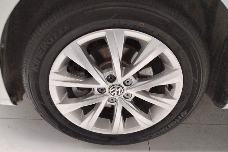 Used Volkswagen Lavida 2017 1.6L Automatic Comfort Edition