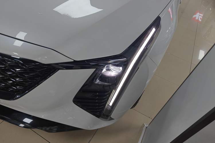 Used Cadillac CT5 2024 28T Luxury Pro Trim
