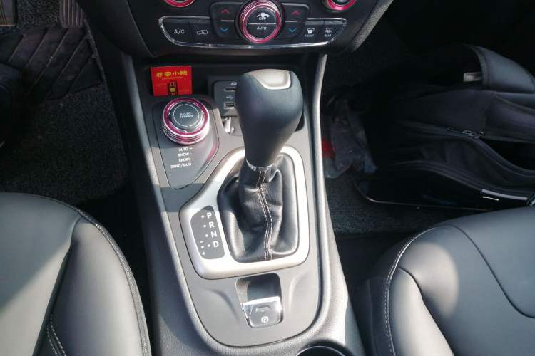 Used  Cherokee 2016 2.4L Professional Smart Version