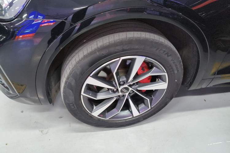 Used Audi Q5L 2023 40T Fashionable and Dynamic Edition