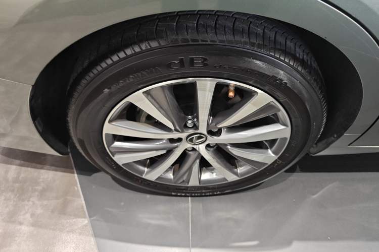 Used Lexus ES 2020 200 Excellence Edition