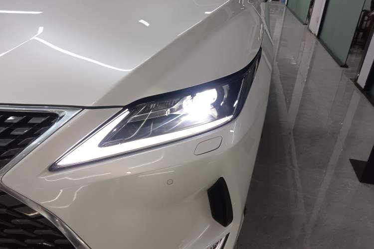 Used Lexus RX 2020 Revised Version 300 Two-Wheel Drive Comfort Edition
