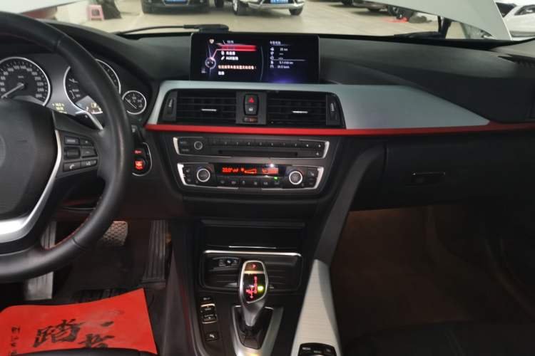 Used BMW 3 Series 2014 320Li Anniversary Limited Edition
