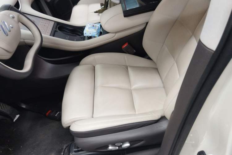 Used  LS6 2023 Max Standard Edition
