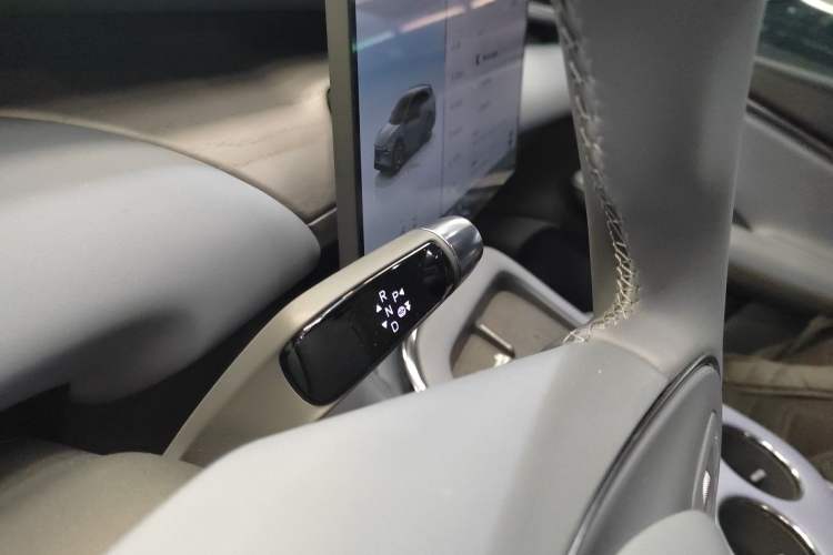 TDK.VehicleDetails.img