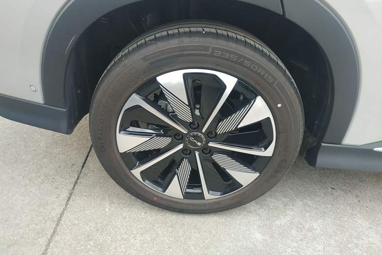 Used BYD Song PLUS New Energy 2025 DM-i Intelligent Driving 160KM Flagship Model
