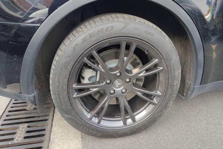 Used Tesla Model Y 2022 Rear-Wheel-Drive Version