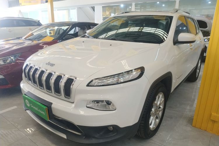 Used Jeep Cherokee 2017 2.0L Superior Edition