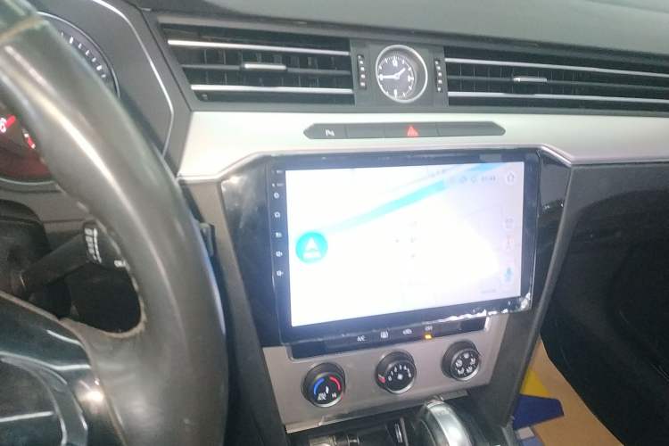 Used Volkswagen Magotan 2018 280TSI DSG Comfort Model
