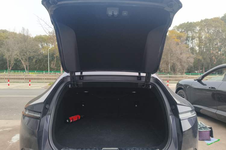 Used  12 2023 650 Three-Laser Four-Wheel Drive Performance Edition