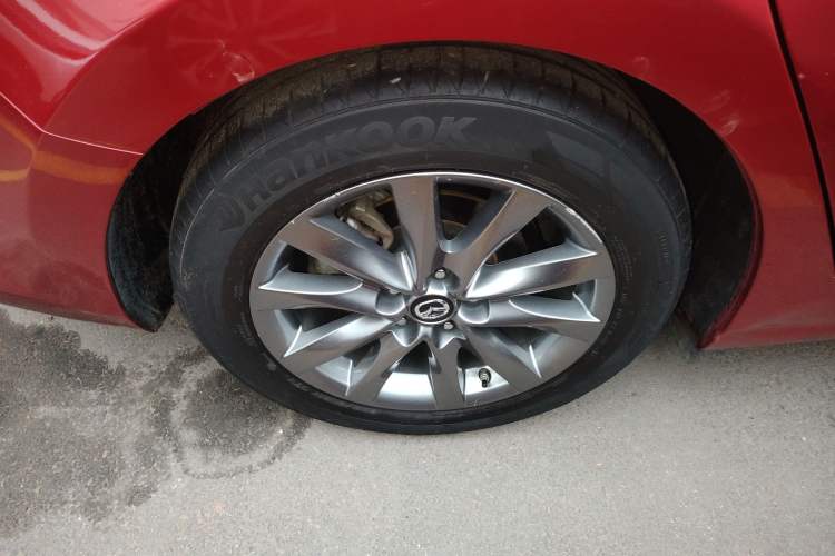 Used Mazda Atenza 2021 2.0L Blue Sky Luxury Edition
