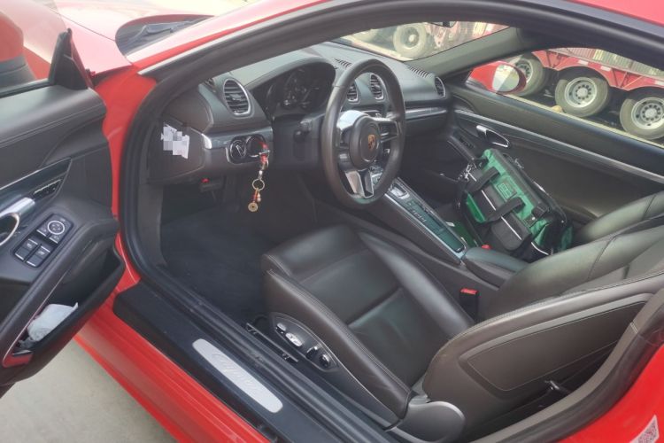 Used Porsche 718 2016 Cayman 2.0T