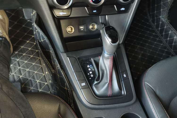 Used Hyundai Elantra 2020 1.4T Dual-Clutch Xuan Dong · Dynamic Version
