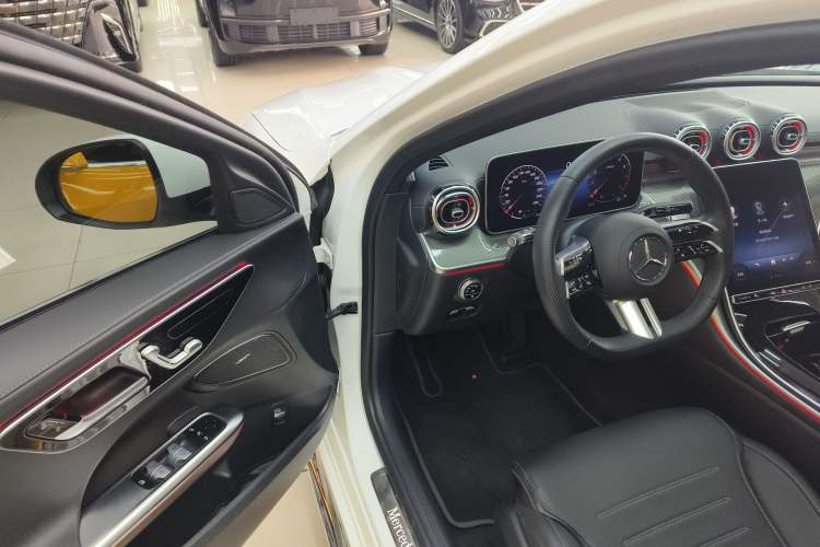 Used Mercedes-Benz C-Class 2024 Second Facelift C 260 L Sport Edition
