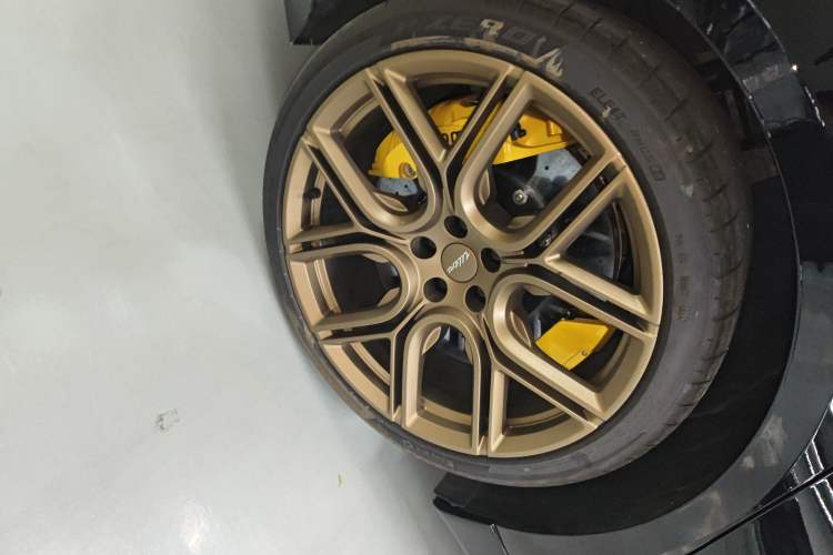 Used  SU7 Ultra 2025 Ultra Model
