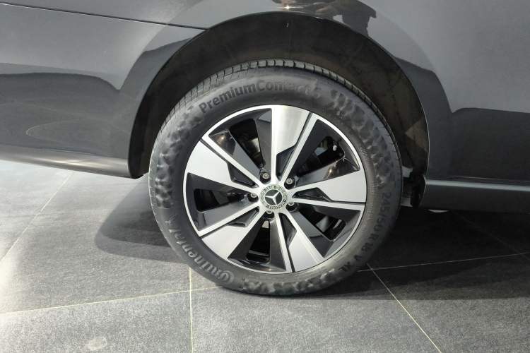 Used Mercedes-Benz V-Class 2021 V 260 L Long Wheelbase Prestige Edition