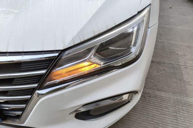 Used Roewe i5 2019 1.5L Automatic 4G Connected Langhao Edition
