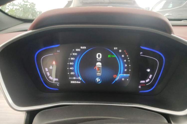 Used Geely Auto Coolray 2019 Sport Version 260T DCT Explorer China VI Standard
