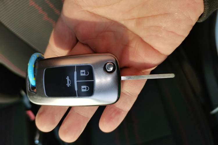 Used Buick Encore 2015 1.4T Automatic Two-Wheel Drive Urban Elite Version
