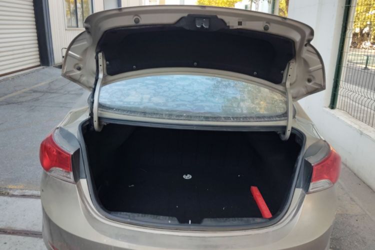 Used Hyundai Elantra 2012 1.6L Automatic Fashion Edition