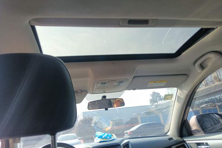 Used Changan CS75 2016 1.8T Automatic Elite Model China V Standard
