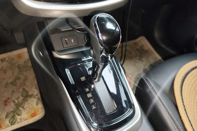 Used Nissan Tiida 2024 1.6L CVT ZhiZun Edition
