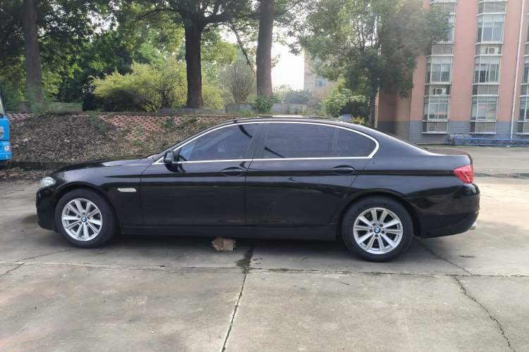 Used BMW 5 Series 2017 520Li Elegant Edition
