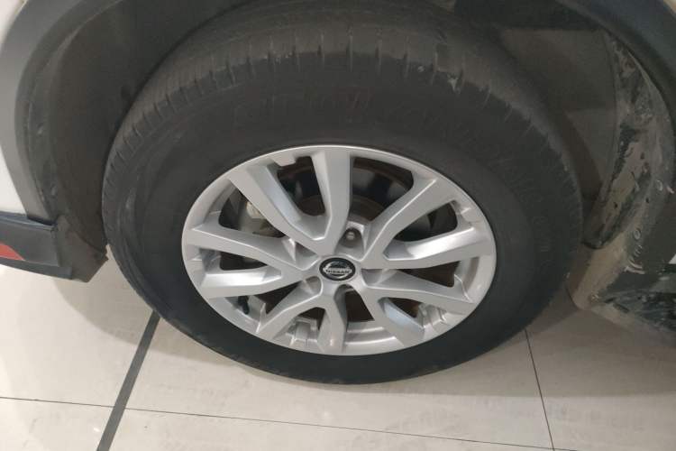 Used Nissan X-Trail 2019 2.0L CVT Smart Connect Comfort Edition 2WD