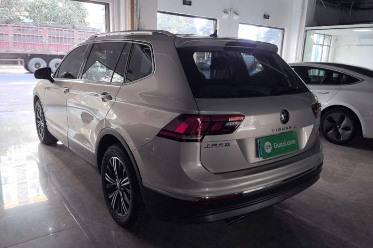 Used Volkswagen Tiguan L 2021 330TSI Automatic Two-Wheel Drive Smart Edition