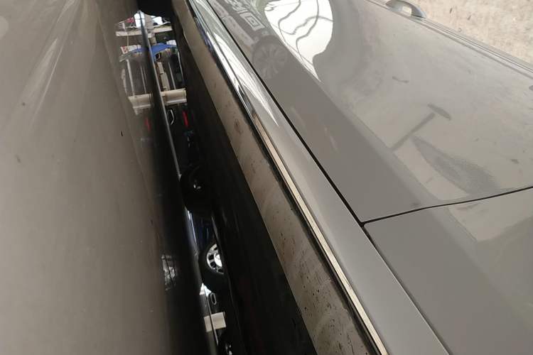 Used Mercedes-Benz E-Class 2020 E 300 L Sporty and Stylish Model