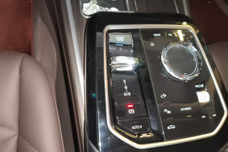 Used BMW i7 2023 eDrive50L Premium Luxury Package