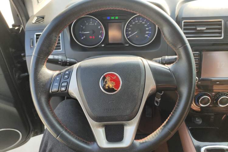 Used FORTHING Joyear X5 2015 1.6L Manual Luxury Model
