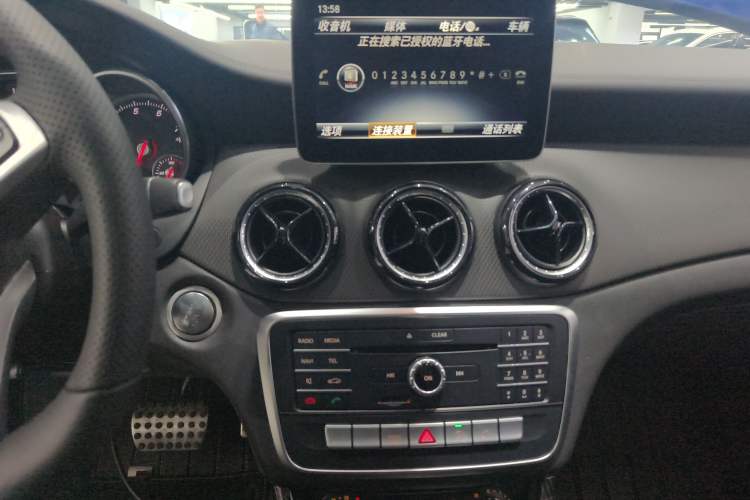 Used Mercedes-Benz GLA 2019 GLA 200 Fashion Model