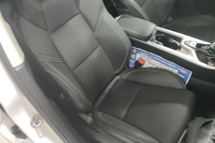 Used Lynk & Co 01 2019 2.0T Two-Wheel-Drive Pro Version China V Standard
