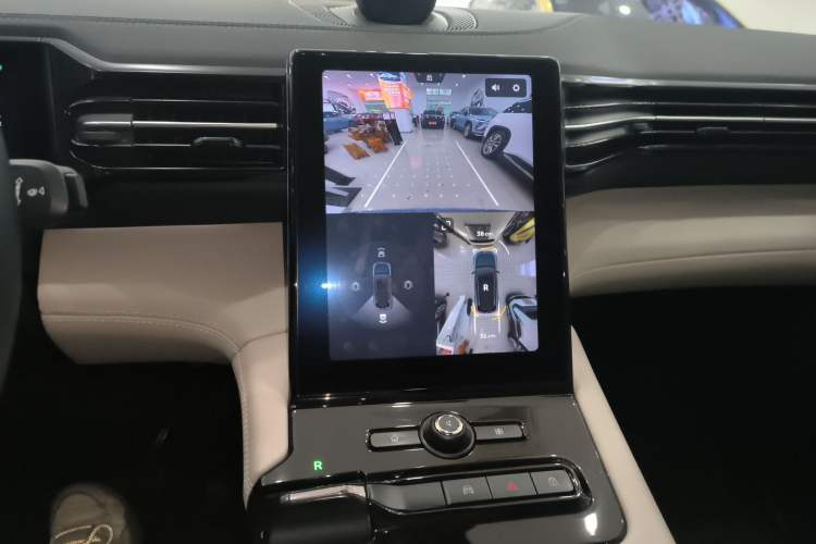 Used Nio ES8 2018 355 km Base Version 7-Seater Edition
