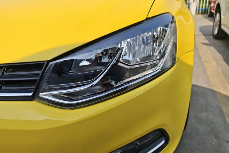 Used Volkswagen Polo 2018 1.5L Automatic Enjoyment Model
