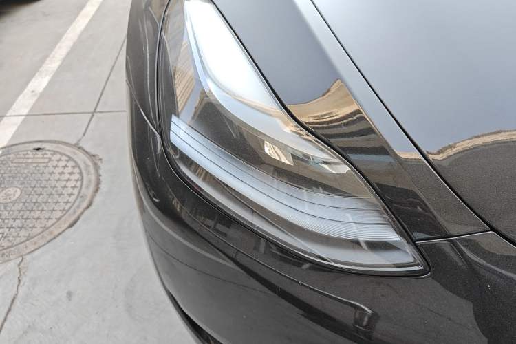 Used Tesla Model Y 2024 Rear-Wheel-Drive Version
