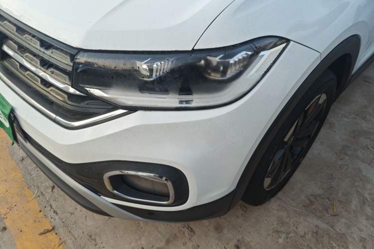 Used Volkswagen Tacqua 2021 200TSI DSG JoyConnect Edition