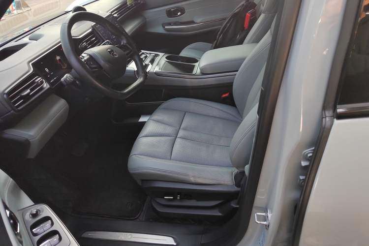 Used Nio ES8 2020 580 km Range Signature Edition Six-Seater Version
