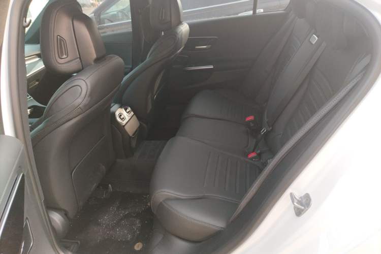 Used Mercedes-Benz C-Class 2025 Facelift C 260 L Sport Edition
