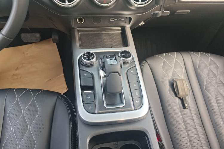 Used Tank 300 2021 City Edition 2.0T—Truly Stylish
